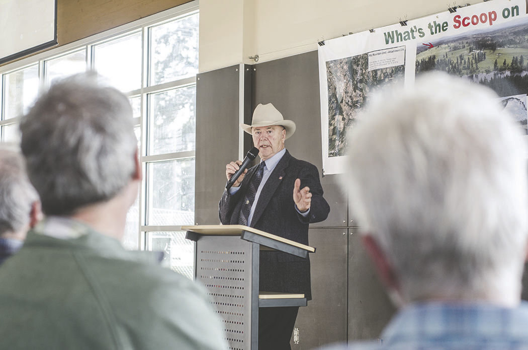 Thurston County Commissioner Gary Edwards speaks in May 2029 to a room full of attendees at Preserve the Common’s second public meeting.