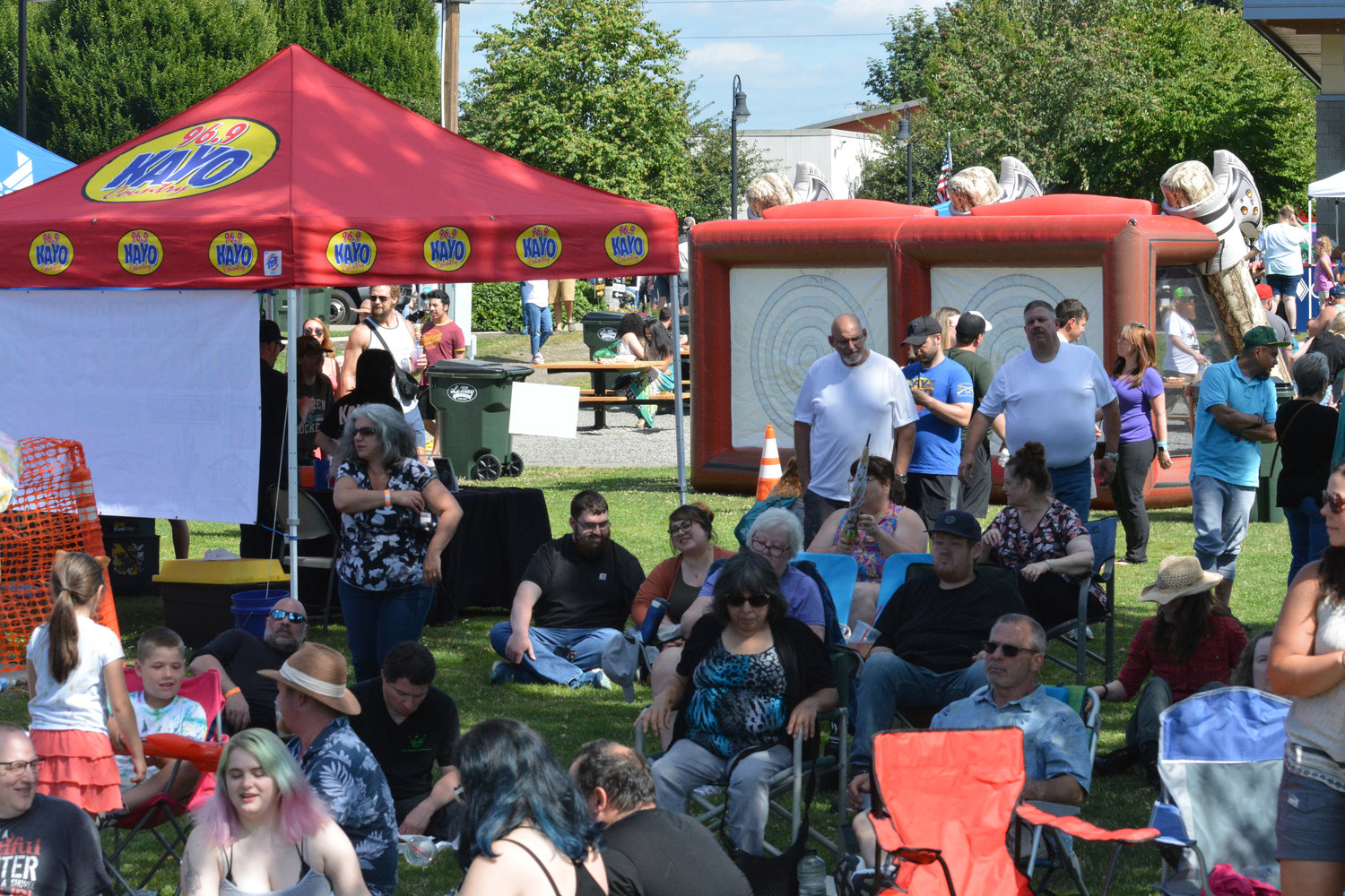 Many attendees of the Nisqually Valley Barbecue Rally on July 23 took to the shade while awards were announced.