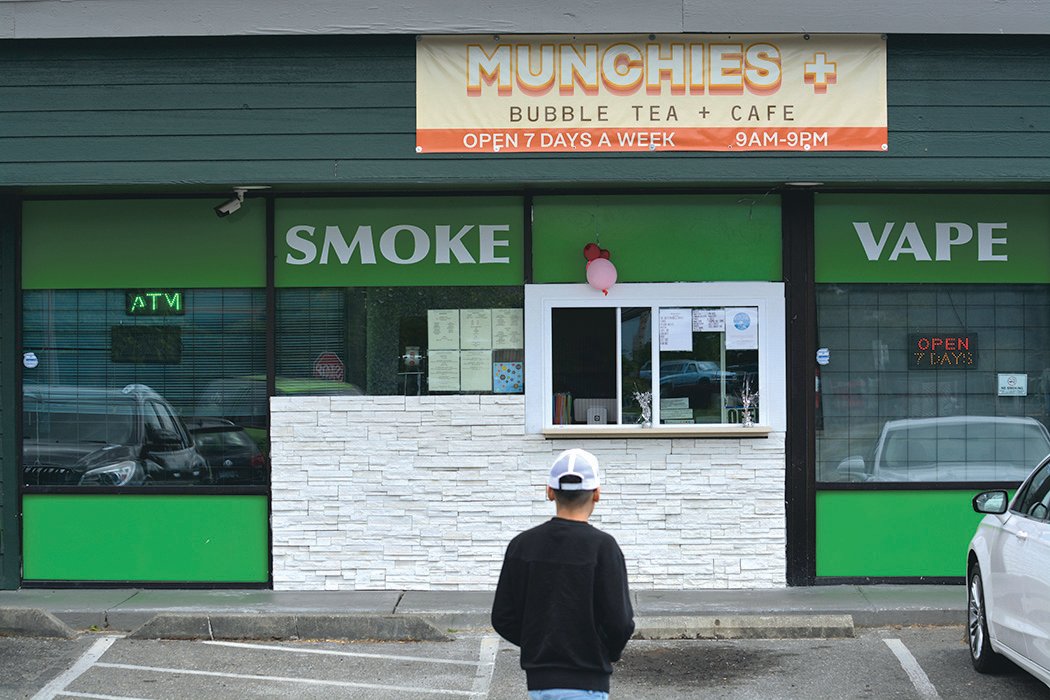 Munchies Plus is located in between King Cronic and Cronic Vape in Yelm.