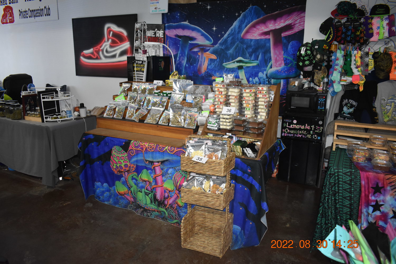 Officers with Washington’s Liquor and Cannabis Board recently seized illegal cannabis and other illegal products from the Red Barn Trading Post in Roy and Vincere’s Compassion Club in Tacoma.